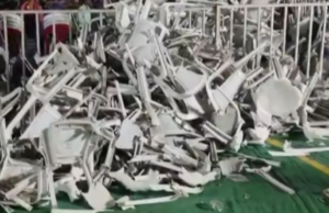 Bhoramdev festival: भोरमदेव महोत्सव में हंसराज रघुवंशी के कार्यक्रम में भीड़ का हंगामा, हजारों कुर्सियां तोड़ीं