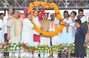Kudargarh Mahotsav: कुदरगढ़ में बोले मुख्यमंत्री विष्णु देव साय, धार्मिक पर्यटन का विकास सरकार की प्राथमिकता