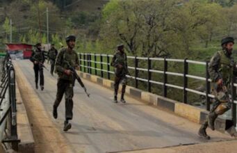 Terrorist attack in kashmir: कश्मीर में पर्यटकों पर आतंकी हमला , 27 की मौत, अमित शाह श्रीनगर रवाना