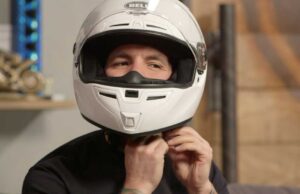 Helmets compulsory for police: पुलिसवालों के लिए दुपहिया वाहन चलाते समय हेलमेट लगाना अनिवार्य, नहीं तो कटेगा 1000 का चालान