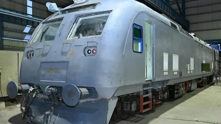 Indias-first-Hydrogen-Powered-Train-Coach.jpg