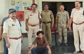 Surguja Crime : रक्षाबंधन मनाने मायके आई बहन को भाई ने उतारा मौत के घाट, मोबाइल चलाने से रोका था