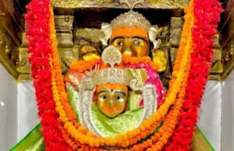 Lunar eclipse: चंद्र ग्रहण के कारण दोपहर 12 बजे से बंद हो जाएंगे रतनपुर महामाया मंदिर के कपाट