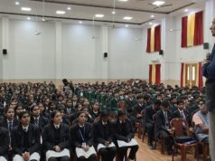 Tribute to Gandhi : गांधी आज भी जिंदा हैं, उन्हें मारने की होती है कोशिश पर कभी नहीं हो सकती विचारों की हत्या