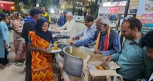 Social interest: मानवता की मिसाल, 6 वर्षों से जिला अस्पताल में मरीजों के परिजनों को निःशुल्क भोजन करा रहा नेचर क्लब