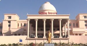 CG assembly session: धर्म स्वातंत्र्य विधेयक पर छत्तीसगढ़ विधानसभा में हंगामा, विपक्ष ने प्रवर समिति को भेजने की उठाई मांग