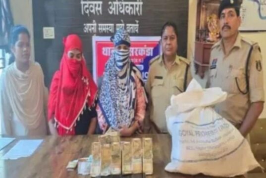CG Crime : गांजा बेचते सगी बहनें गिरफ्तार, 5.98 लाख कैश के साथ 6 किलो गांजा और स्कूटी-कार जब्त