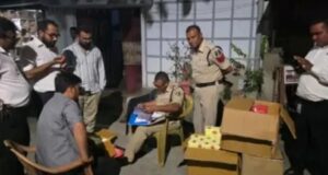 Counterfeit cigarettes : बिलासपुर में नकली गोल्ड फ्लैक सिगरेट का कारोबार, ग्राहक बनकर दिल्ली आईटीसी की टीम ने पकड़ा