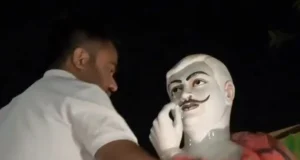 Statue Unveiling controversy : सीएम के हाथों होना था, युवा कांग्रेस नेता ने कर दिया चंद्रशेखर आजाद की प्रतिमा का अनावरण