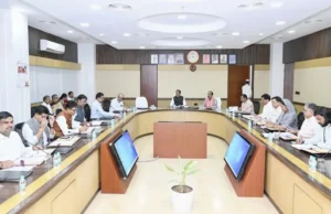 Cabinet Dicision: साय कैबिनेट के महत्वपूर्ण निर्णय, डामर की बड़ी की़मत पर ठेकेदारों को मिलेगी राहत, कर्मचारी चयन मंडल सामान्य प्रशासन के अधीन
