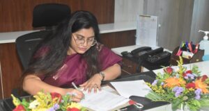 Surajpur collector : श्रीमती रेना जमील ने सूरजपुर जिले की 11वीं कलेक्टर के रूप में किया पदभार ग्रहण