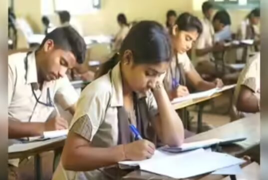 CG News: खराब परीक्षा परिणाम के लिए बालोद जिले में 8 प्राचार्य निलंबित , 14 की वेतनवृद्धि रोकी गई