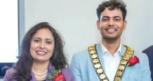 Mayors of UK cities: हरियाणा के मां-बेटे ने ब्रिटेन में जीता चुनाव, दो अलग-अलग शहरों के मेयर बने