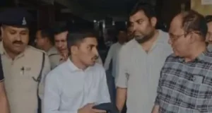 Fake lawyer caught : रायपुर डिस्ट्रिक्ट कोर्ट परिसर से फर्जी वकील पकड़ाया, जमानत के नाम पर वसूले थे 10 हजार