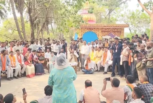 Sushasan Tihar : महिला को TI ने रातभर थाने में बैठाया, शिकायत पर मुख्यमंत्री ने दिए जांच के आदेश