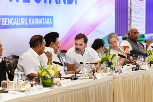 India Alliance: इंडिया गठबंधन की बैठक में मोदी सरकार को घेरने की बनेगी रणनीति, 23 विपक्षी दल बैठेंगे साथ