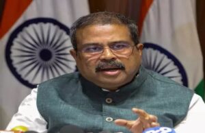 Dharmendra Pradhan resigned : नीट पेपर लीक मामले को लेकर प्रदर्शन के बीच शिक्षा मंत्री धर्मेन्द्र प्रधान ने दिया इस्तीफा