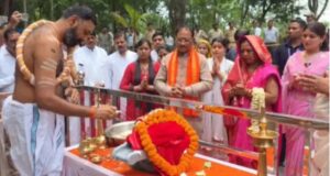 CM Vishnu Dev Sai Announced : सावन में कांवड़ियों पर हेलिकॉप्टर से होगी पुष्पवर्षा, सीएम साय ने किया ऐलान