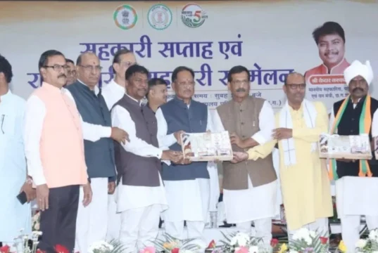 CG News : प्रदेश के 7.14 लाख तेंदूपत्ता संग्राहकों के खातों में पहुंची 162.32 करोड़ की प्रोत्साहन राशि