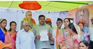 Statue of Sukhdev Raj unveiled : क्रांतिकारी सुखदेव राज की प्रतिमा अनावृत्त, स्कूल शिक्षा मंत्री, सांसद, विधायक और महापौर हुए शामिल