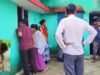 Husband and wife found hanging : किराए के मकान में रह रहे पति-पत्नी ने फांसी लगाई, बच्चों की चीख सुनकर पहुंचे लोग
