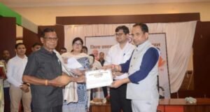 PPO with retirement : पेंशनर्स महासंघ की पहल रंग लाई, अब नहीं लगाने पड़ेंगे दफ्तरों के चक्कर, 49 कर्मचारियों को सेवानिवृत्ति के साथ मिला पीपीओ